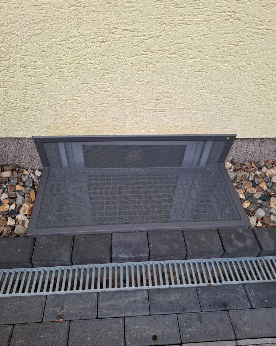 Lichtschacht aus Edelstahl